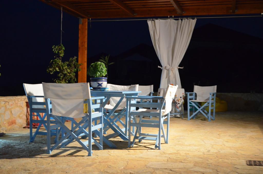 Villa Romanza Beach Villa Chalki Town Værelse billede