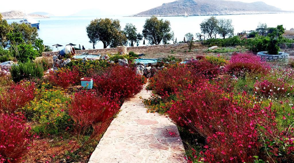 Villa Romanza Beach Villa Chalki Town Eksteriør billede