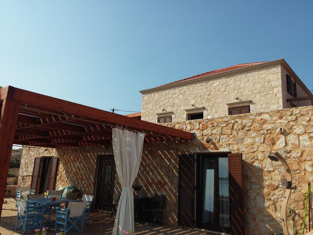 Villa Romanza Beach Villa Chalki Town Eksteriør billede